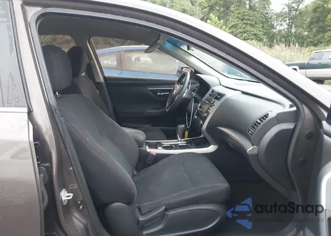 2014 Nissan Altima 2.5 S из США, поврежденный, VIN 1N4AL3AP2EN332174